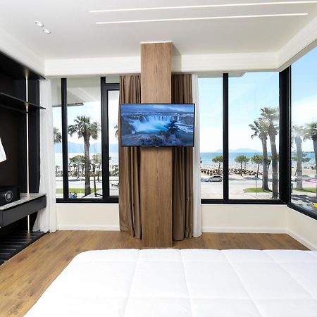 Hotel Adore Vlore Exterior photo
