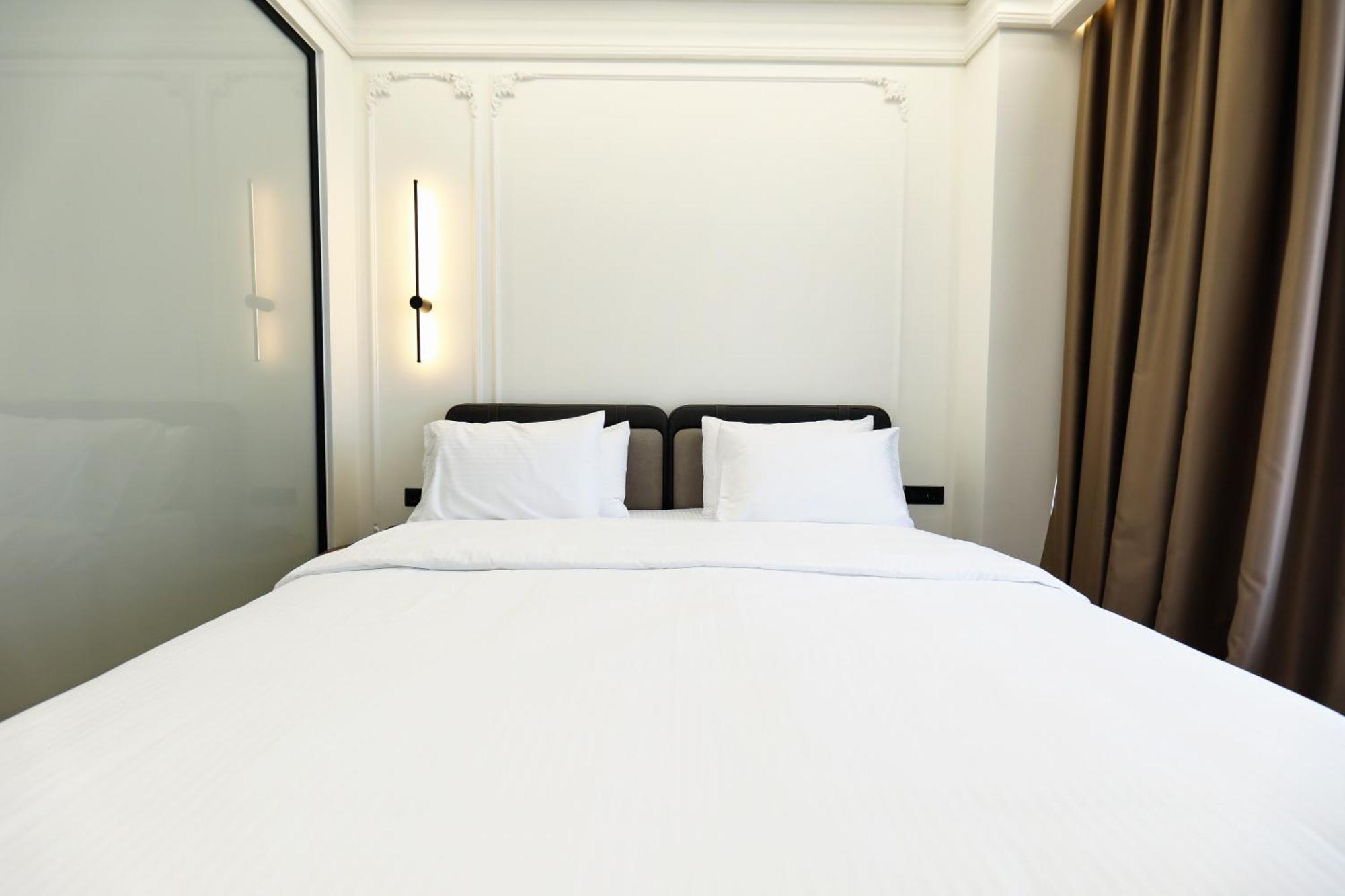 Hotel Adore Vlore Exterior photo